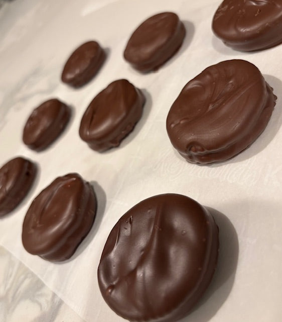 JoJo's Cookie (Peanut butter filled chocolate crisps)